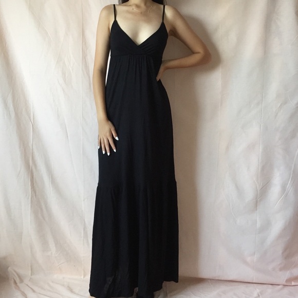 BLACK SPAGHETTI STRAP MAXI DRESS - Picture 3 of 4